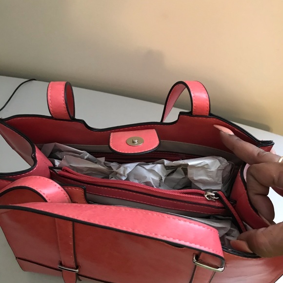 Handbag - Picture 2 of 2